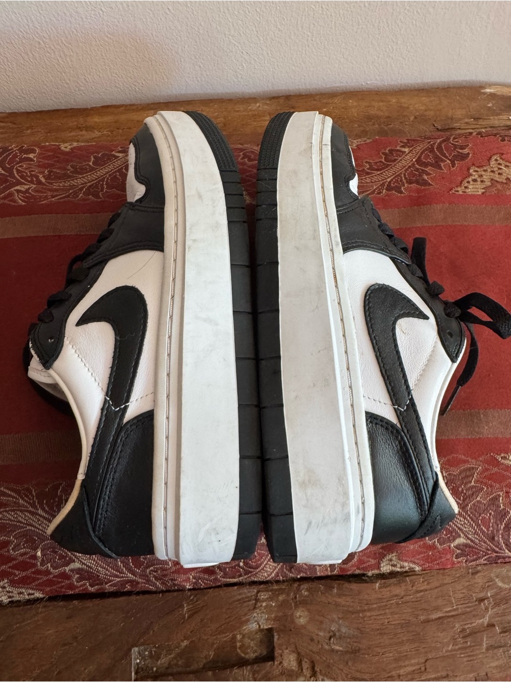 Nike Air Platform Classic Low-Top Black & White Women’s Sneakers - Picture 2 of 5